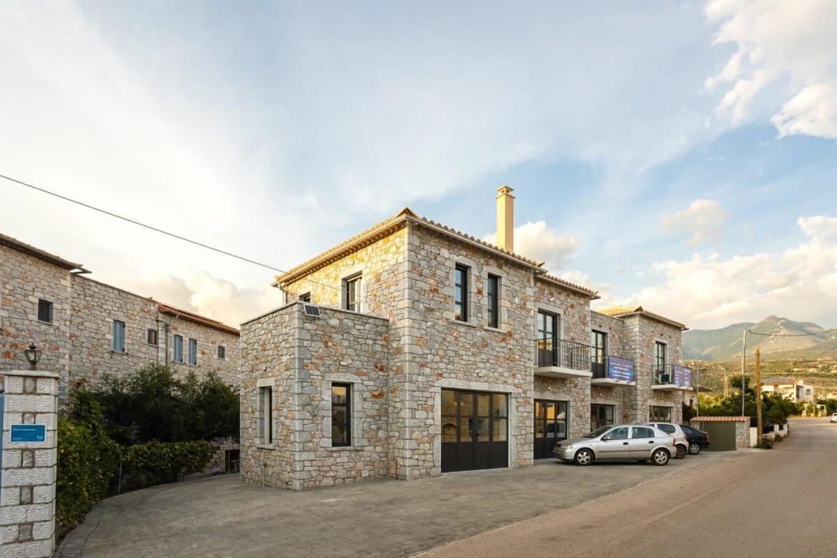 Mani Stone Built Home A Breath Away To The Sea Stoúpa Exteriör bild