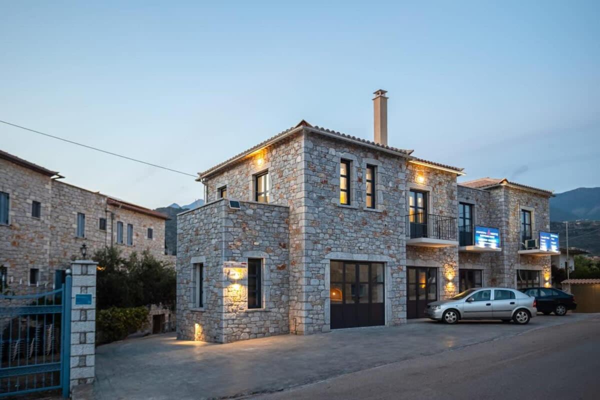Mani Stone Built Home A Breath Away To The Sea Stoúpa Exteriör bild